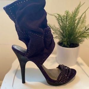 SEXY PURPLE HEELS!!!!